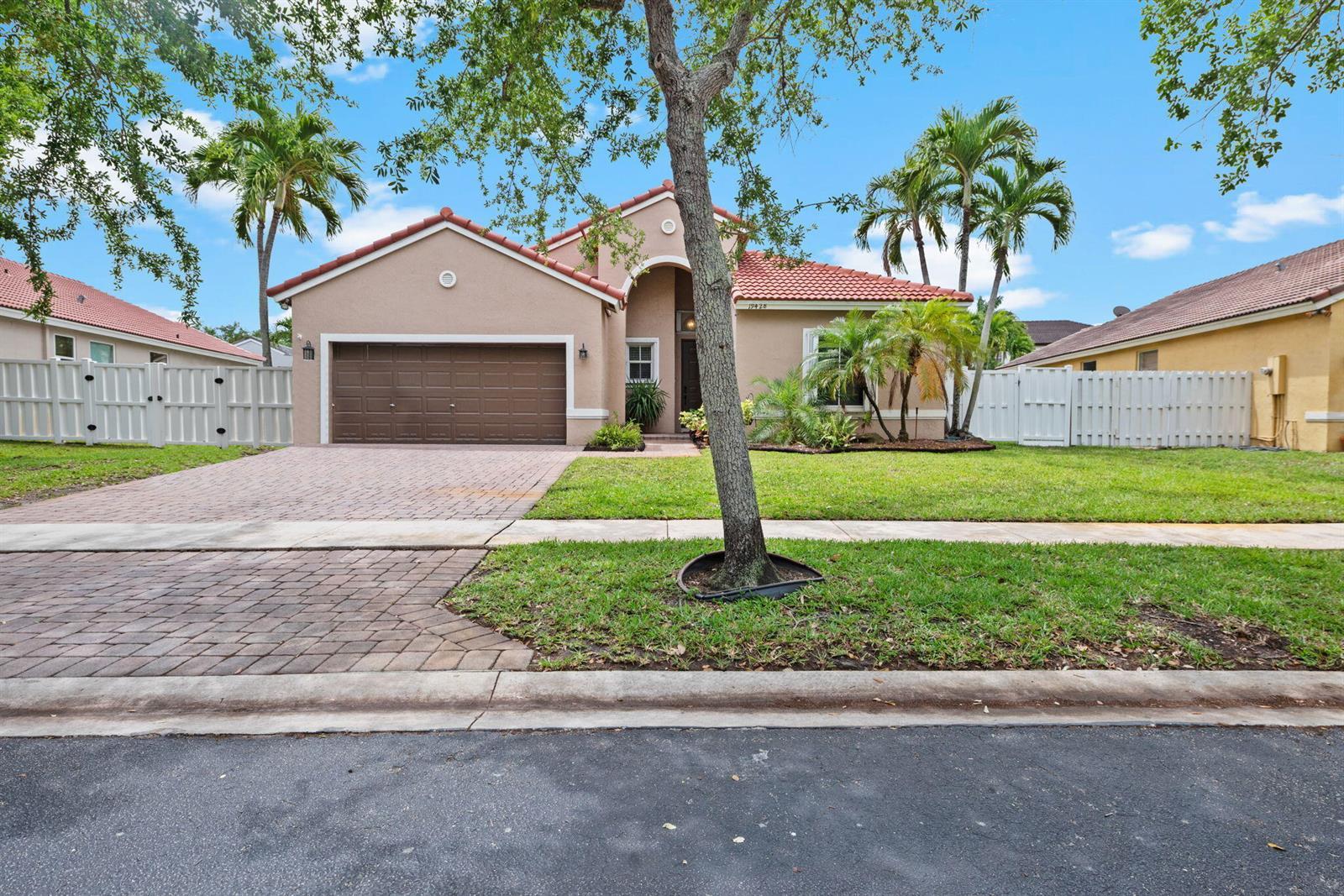 19428 SW 27th Street, Miramar FL 33029 photo 2