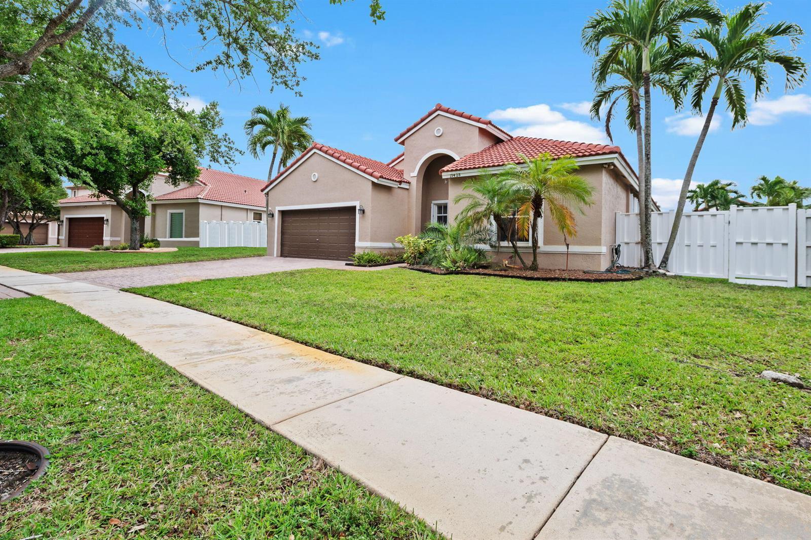 19428 SW 27th Street, Miramar FL 33029 photo 3