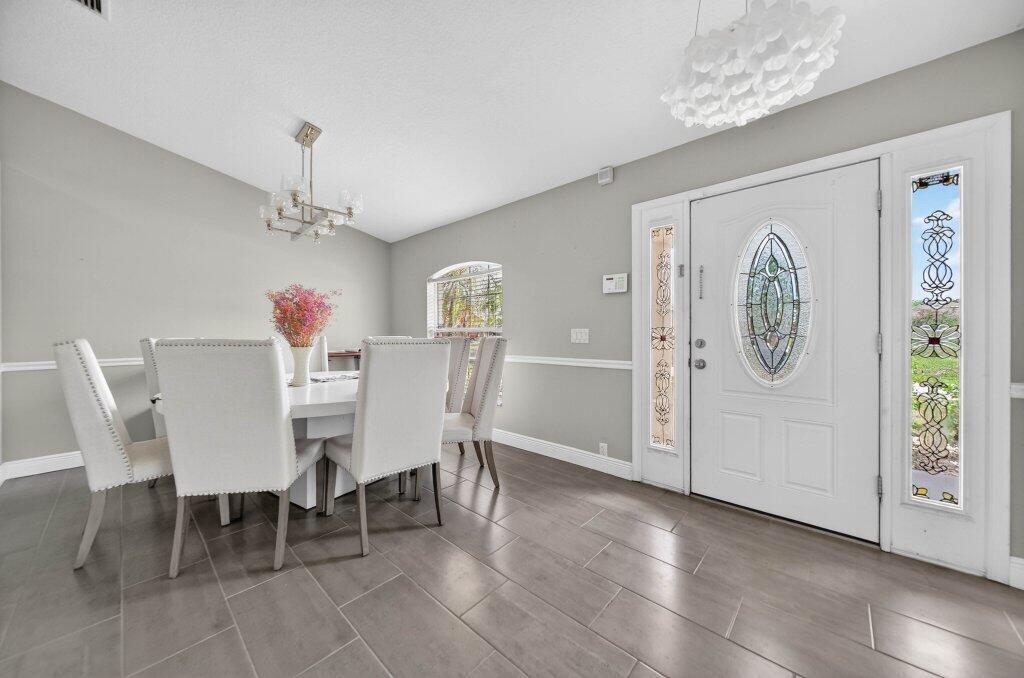 982 SW Kappa Avenue, Port St. Lucie FL 34953 photo 3