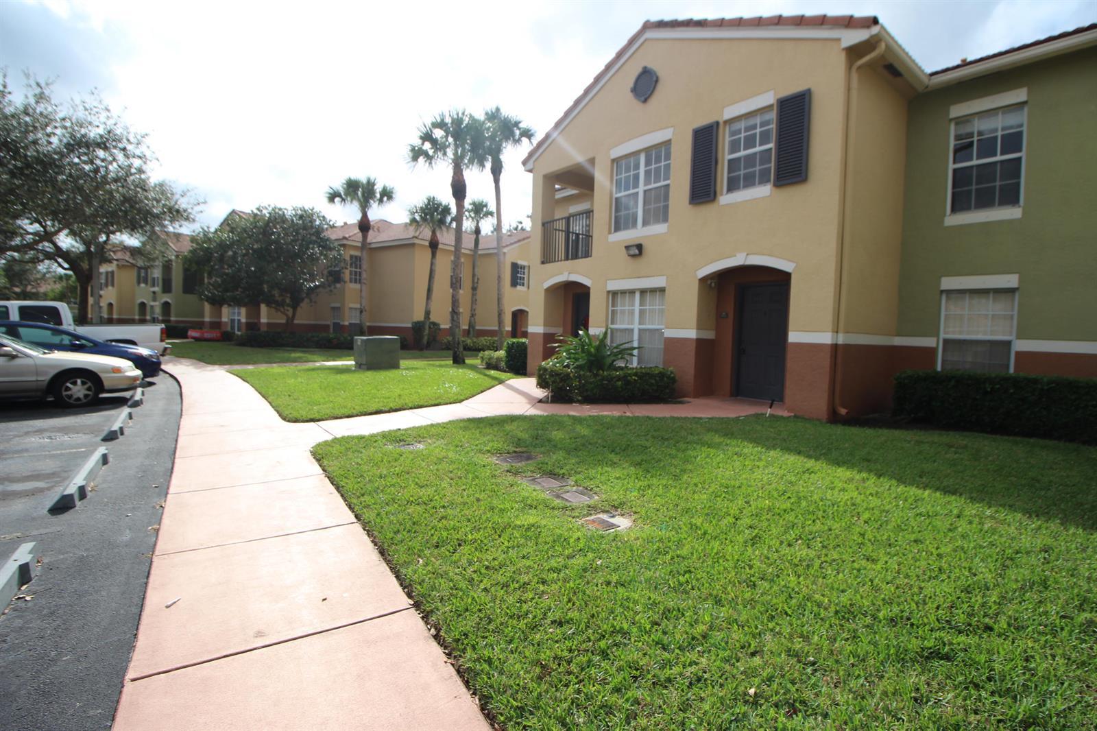 10360 S Fox Trail Road # 1602, Royal Palm Beach FL 33411