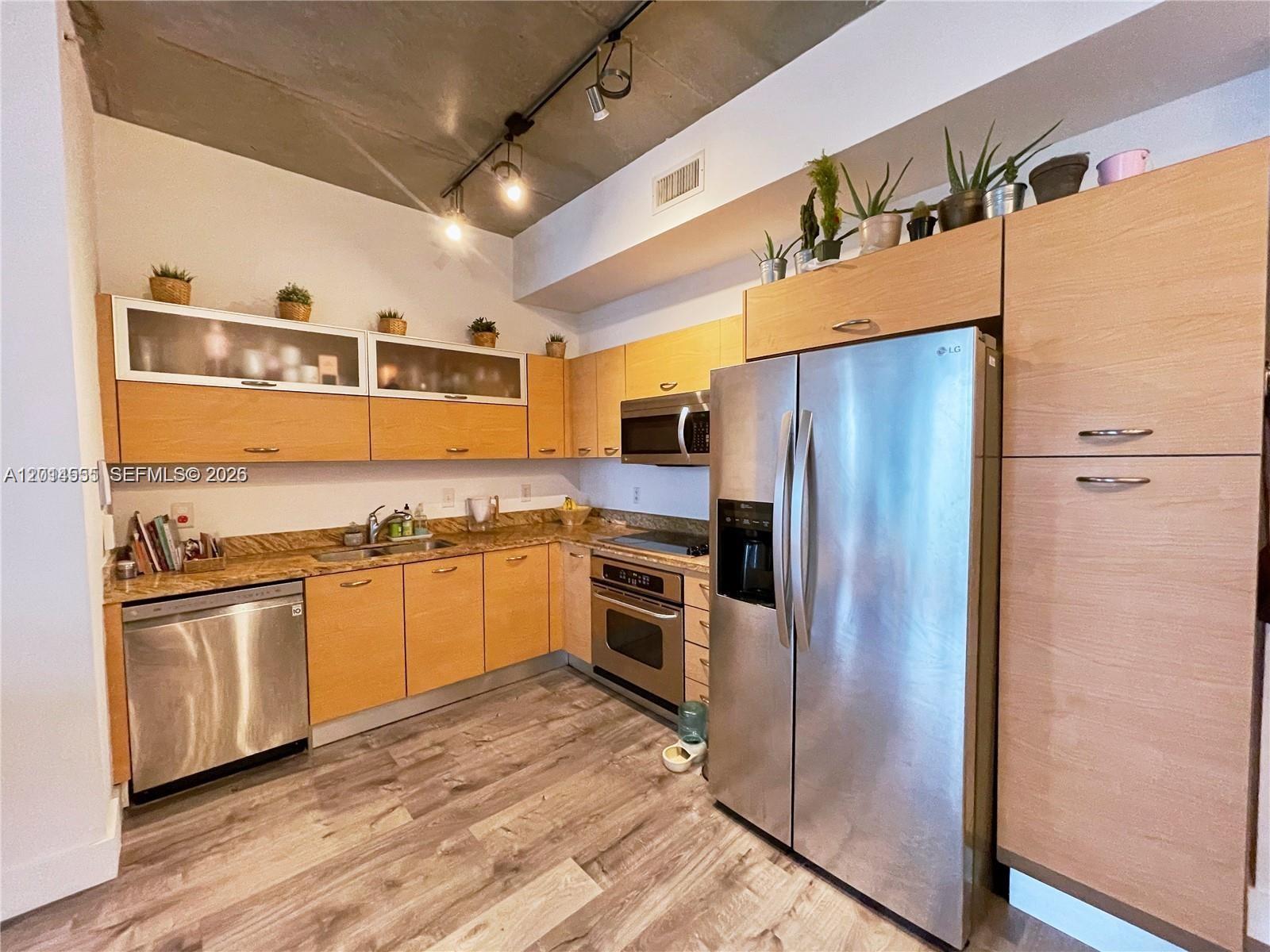 2275 Biscayne Blvd # 603, Miami FL 33137 photo 3