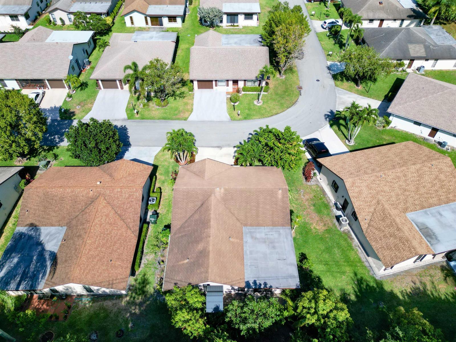 6345 Tall Cypress Circle, FL 33463 photo 5