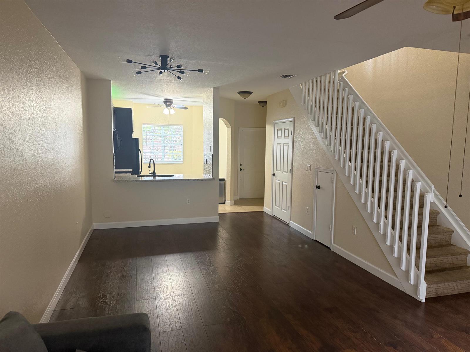 8839 S Isles Circle, Tamarac FL 33321 photo 4