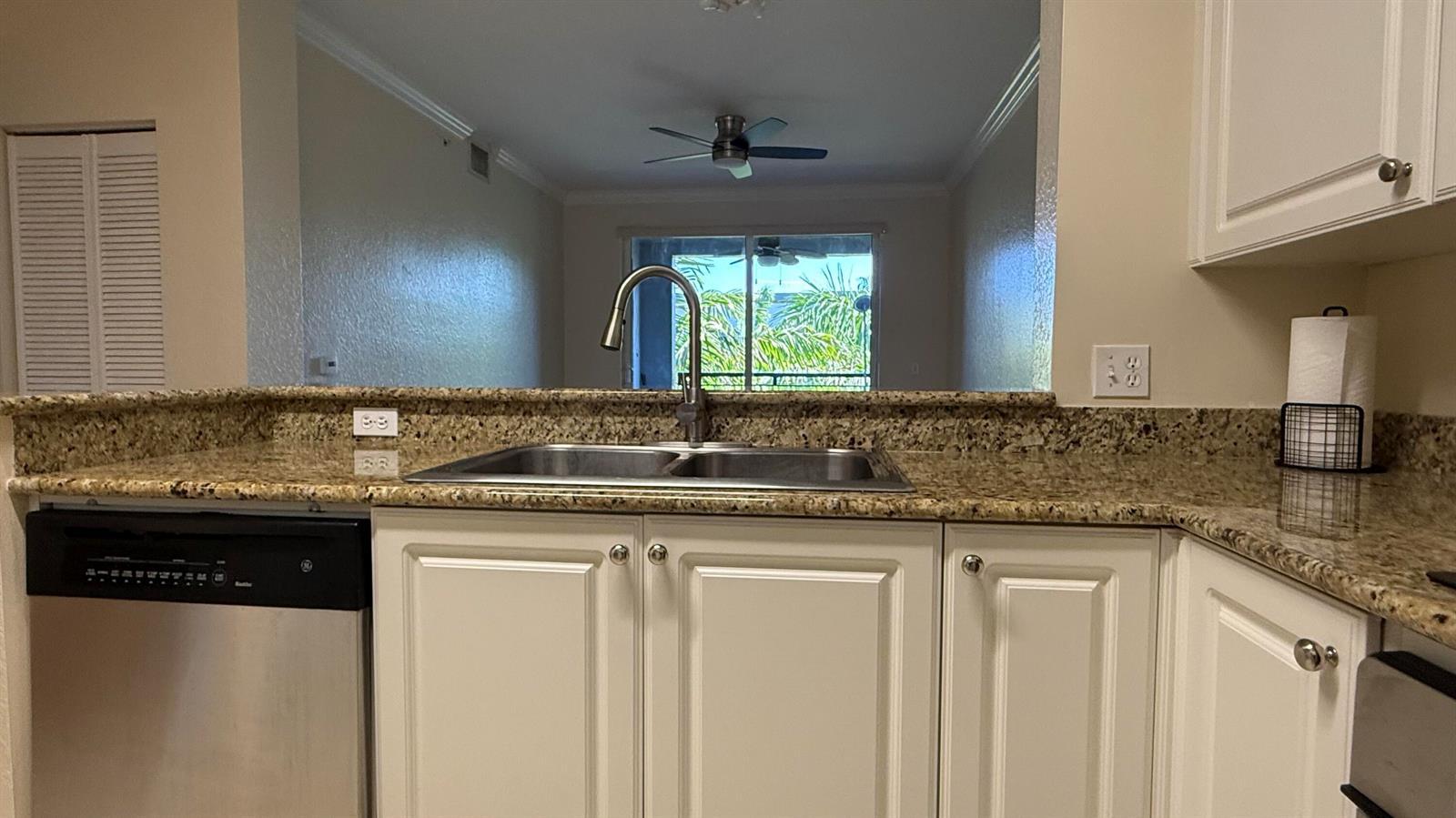 1690 Renaissance Commons Boulevard # 1628, Boynton Beach FL 33426 photo 3