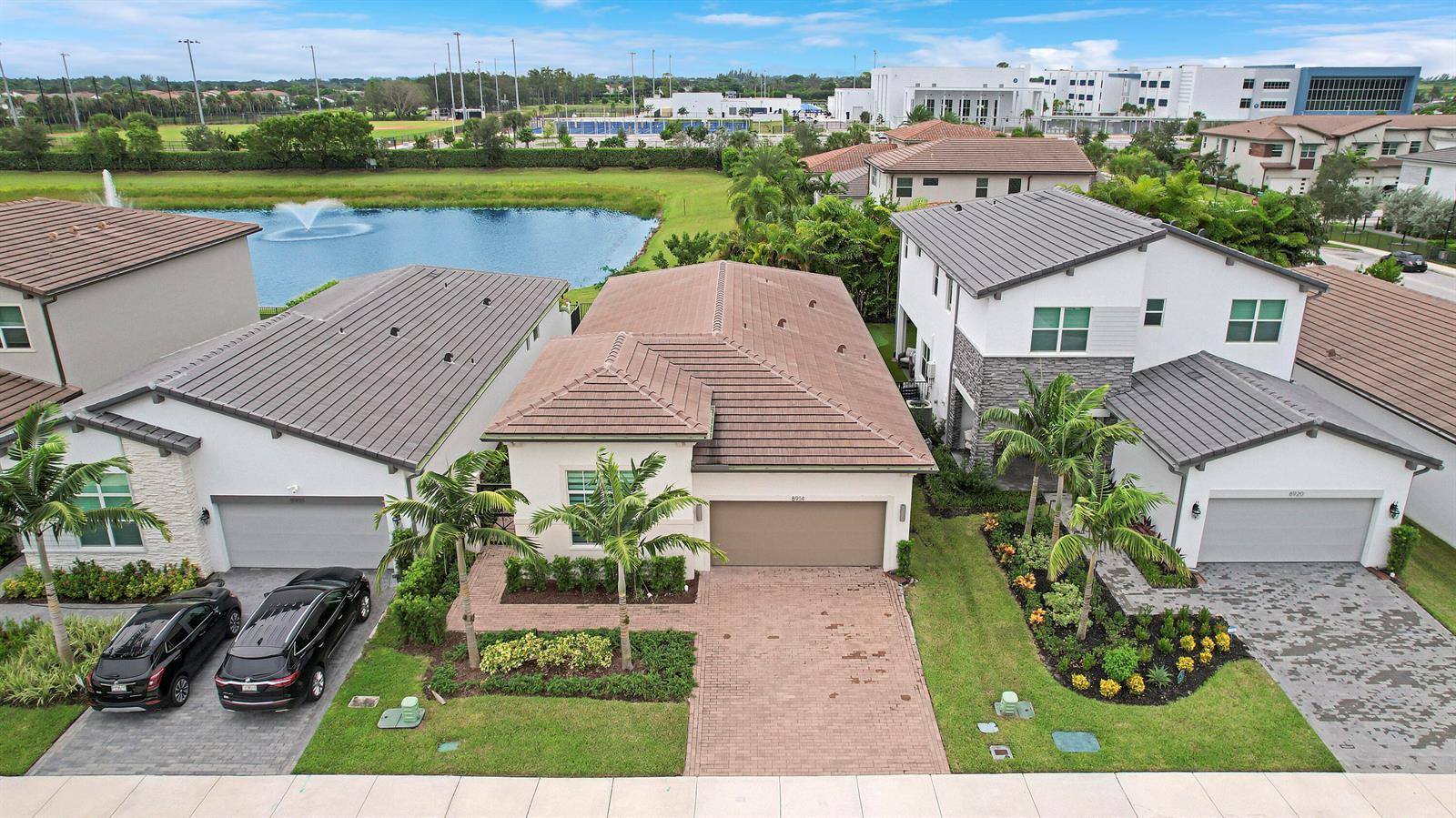 8914 Kingsmoor Way, Lake Worth FL 33467 photo 2