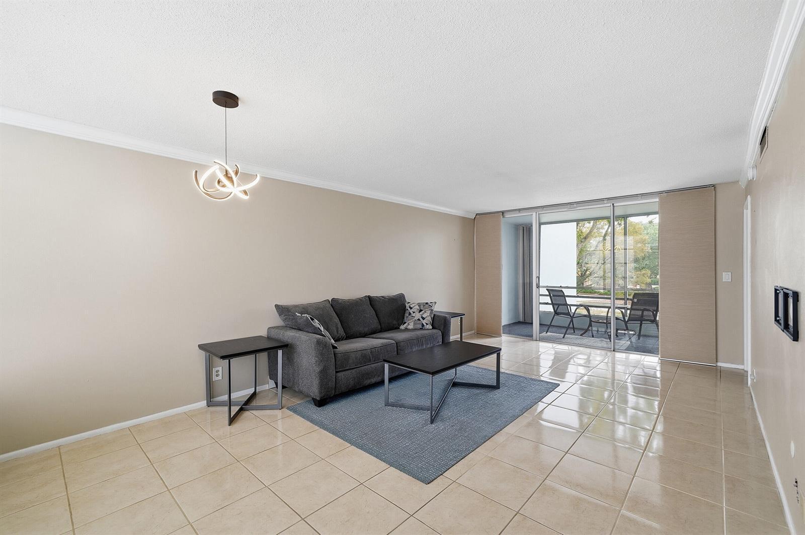 6903 Cypress Road # B24, Plantation FL 33317 photo 3