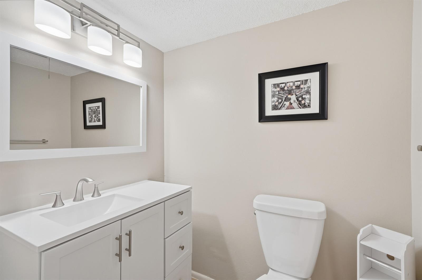 6903 Cypress Road # B24, Plantation FL 33317 photo 5