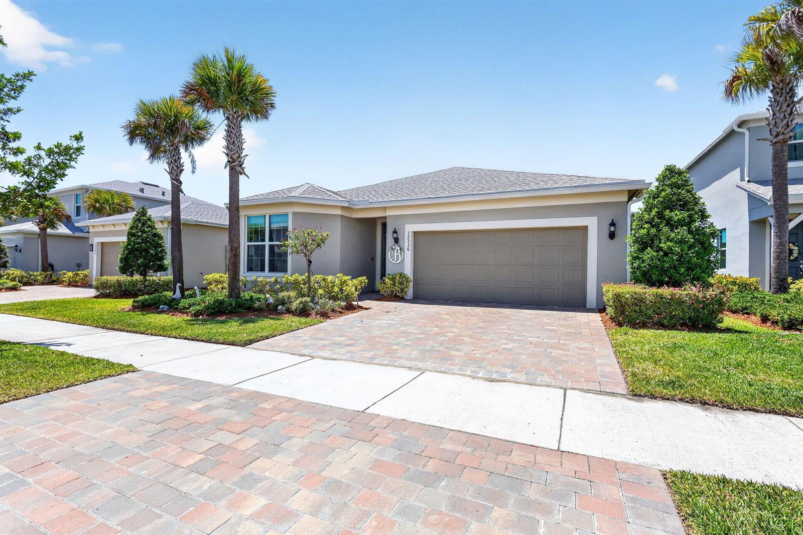 12336 SW Myrtle Oak Drive, Port St. Lucie FL 34987 photo 2