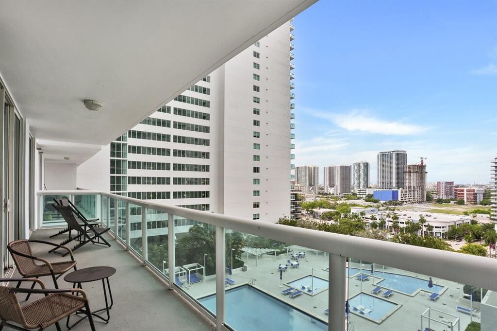 1800 N Bayshore Drive # 1610, Miami FL 33132 photo 2
