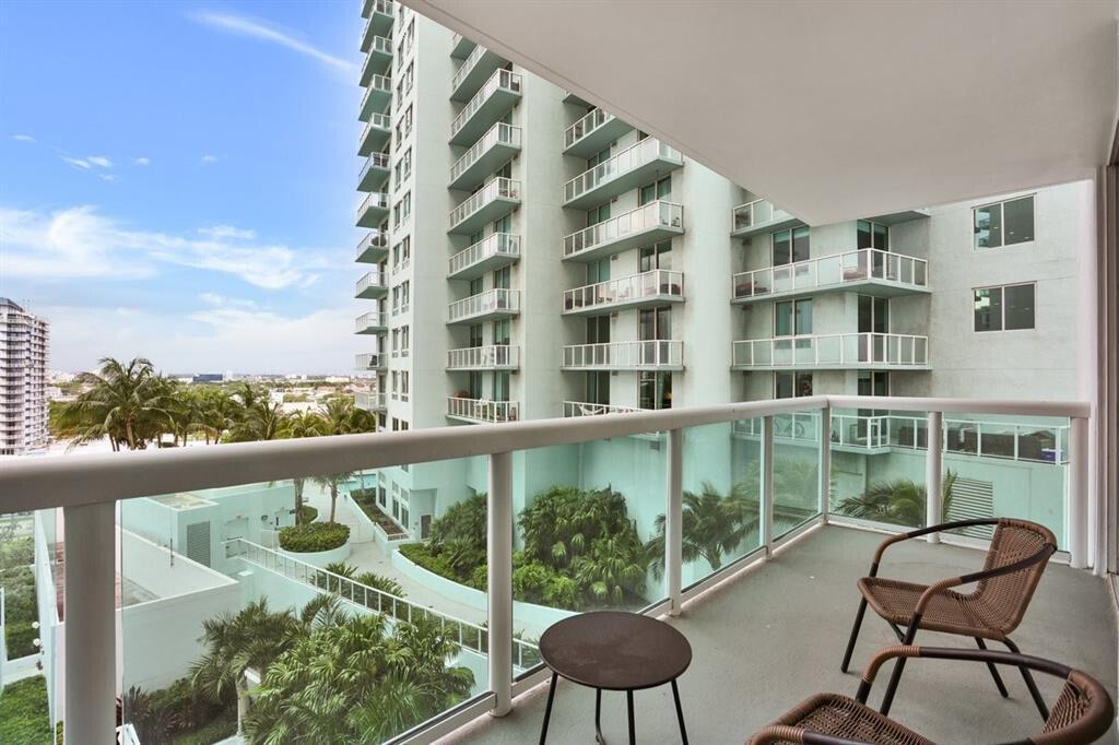 1800 N Bayshore Drive # 1610, Miami FL 33132 photo 3