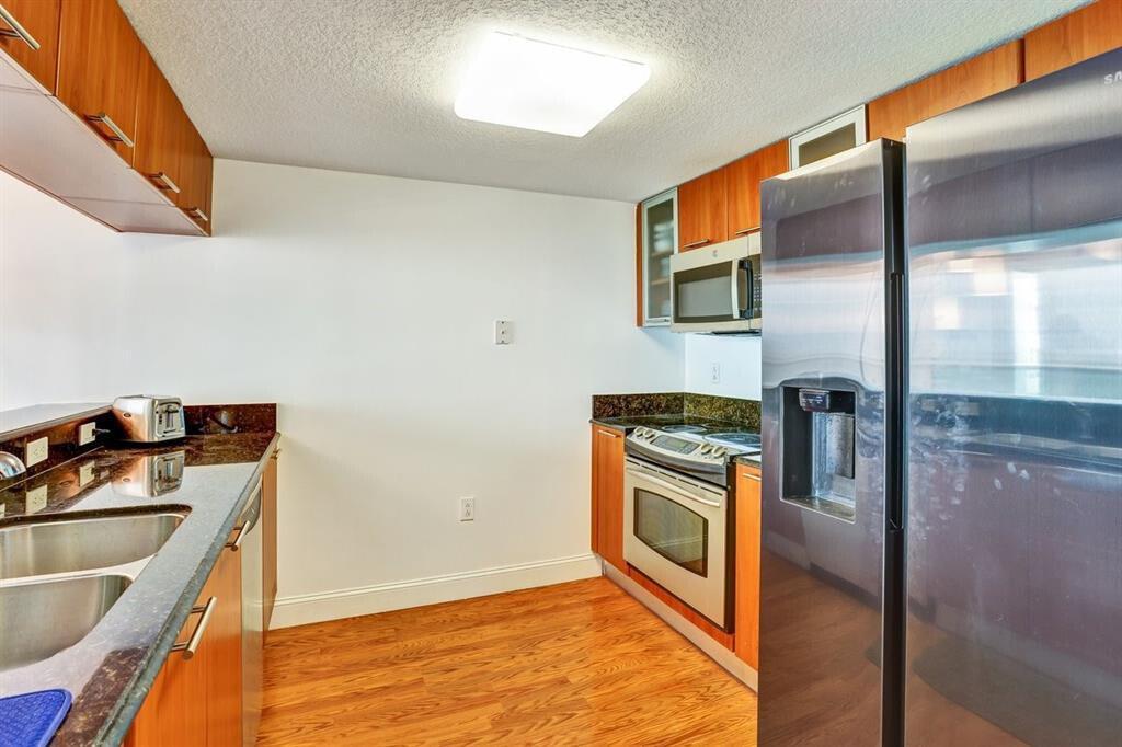 1800 N Bayshore Drive # 1610, Miami FL 33132 photo 5