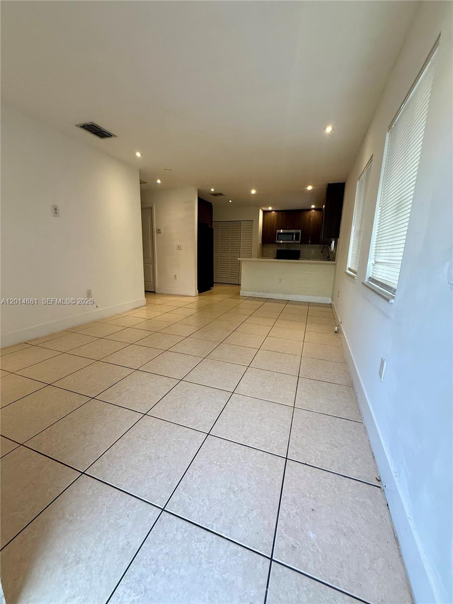 1270 NW 39th St # 1270, Miami FL 33142 photo 3