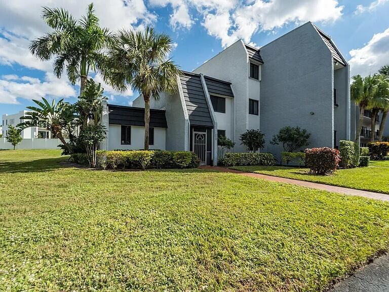 4228 Deste Court, Lake Worth FL 33467 photo 2