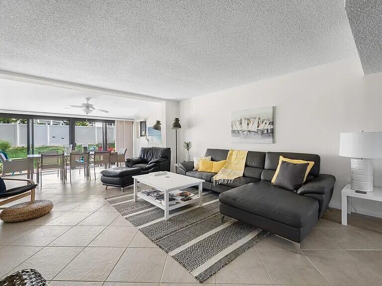 4228 Deste Court, Lake Worth FL 33467 photo 5