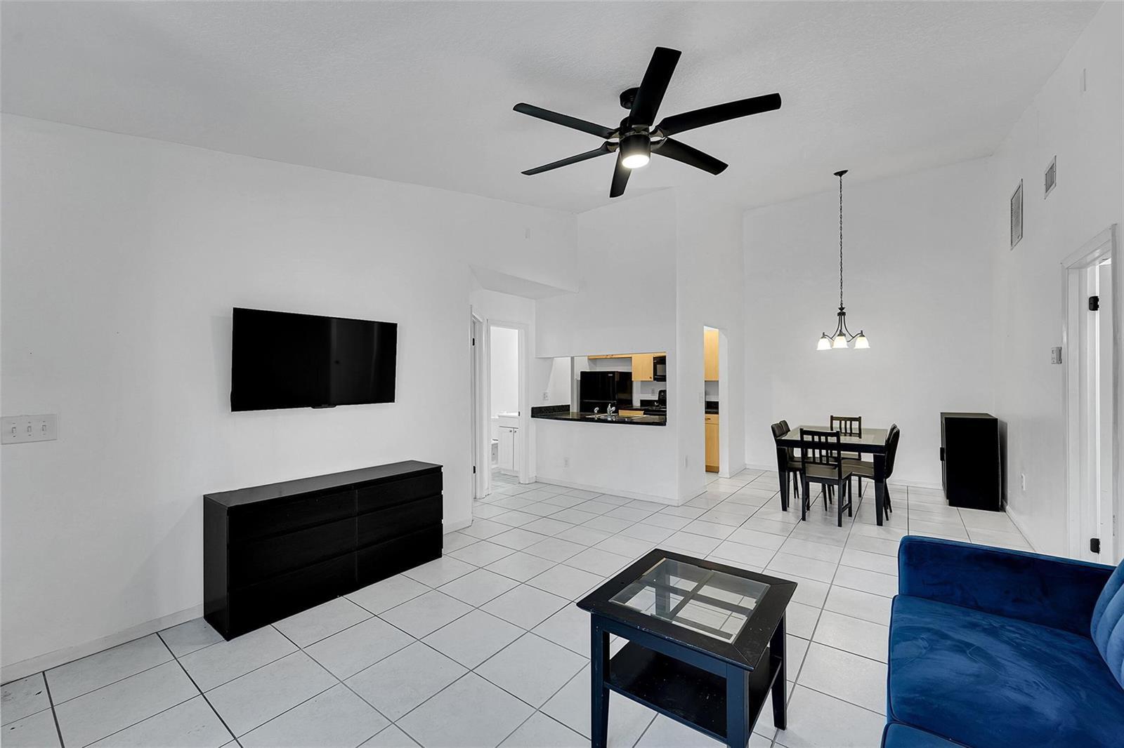 2698 N Nob Hill Road, Sunrise FL 33322 photo 3