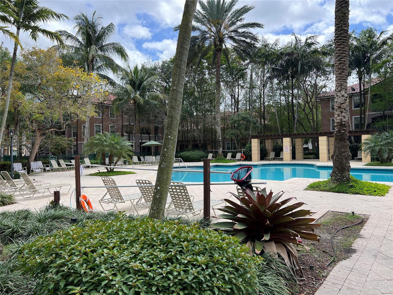 6812 W Sample Road # 6812, Coral Springs FL 33067 photo 2