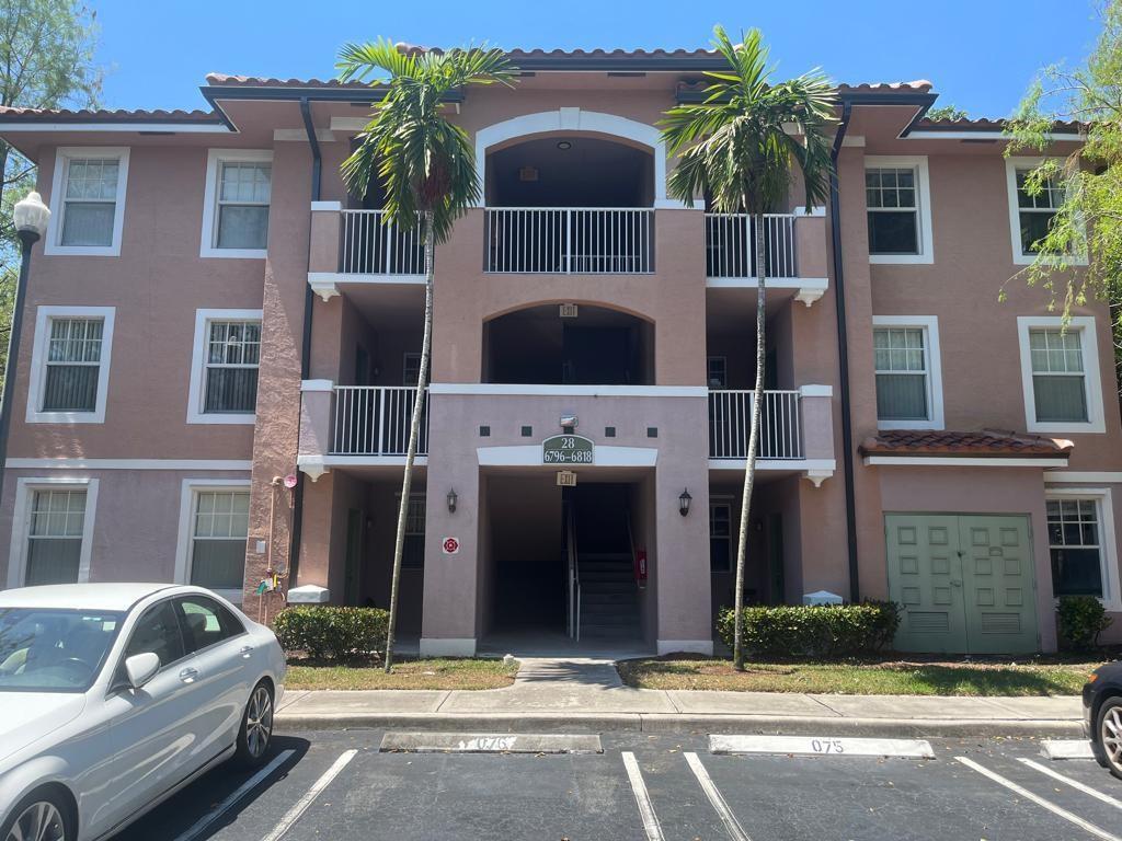 6812 W Sample Road # 6812, Coral Springs FL 33067