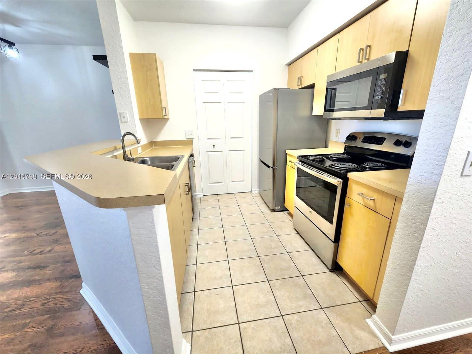 2209 Belmont Ln # 2209, North Lauderdale FL 33068 photo 4