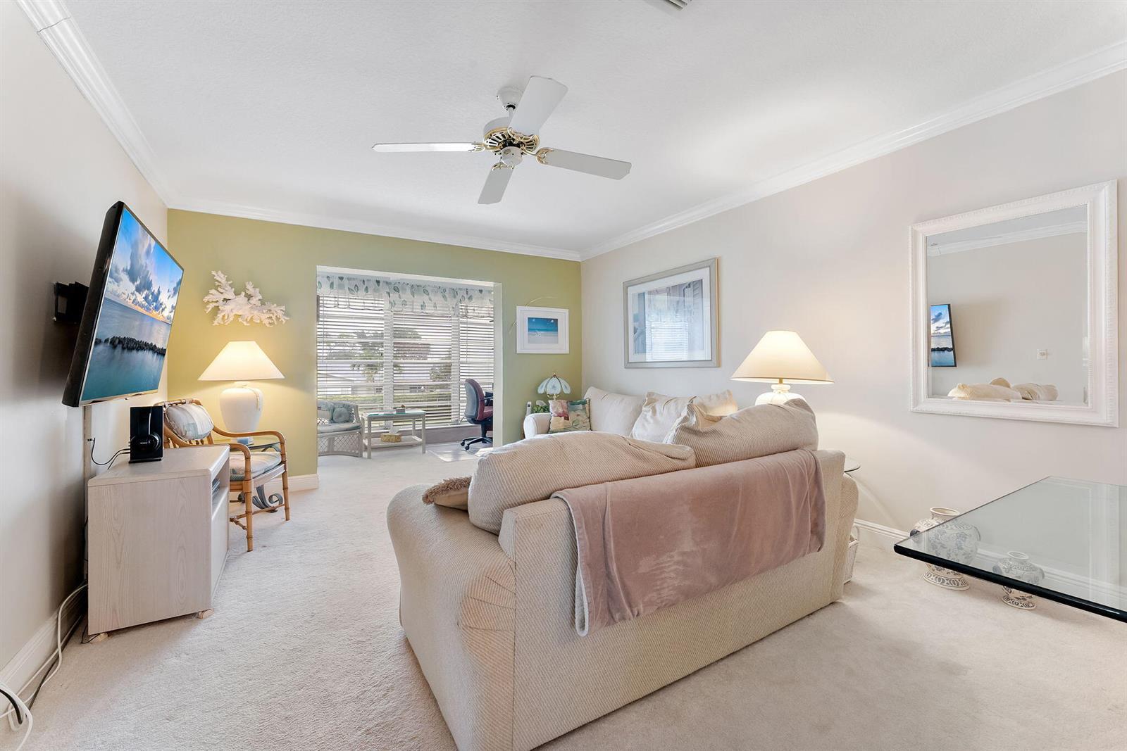 2401 Del-aire Boulevard E # 201, Delray Beach FL 33445 photo 4