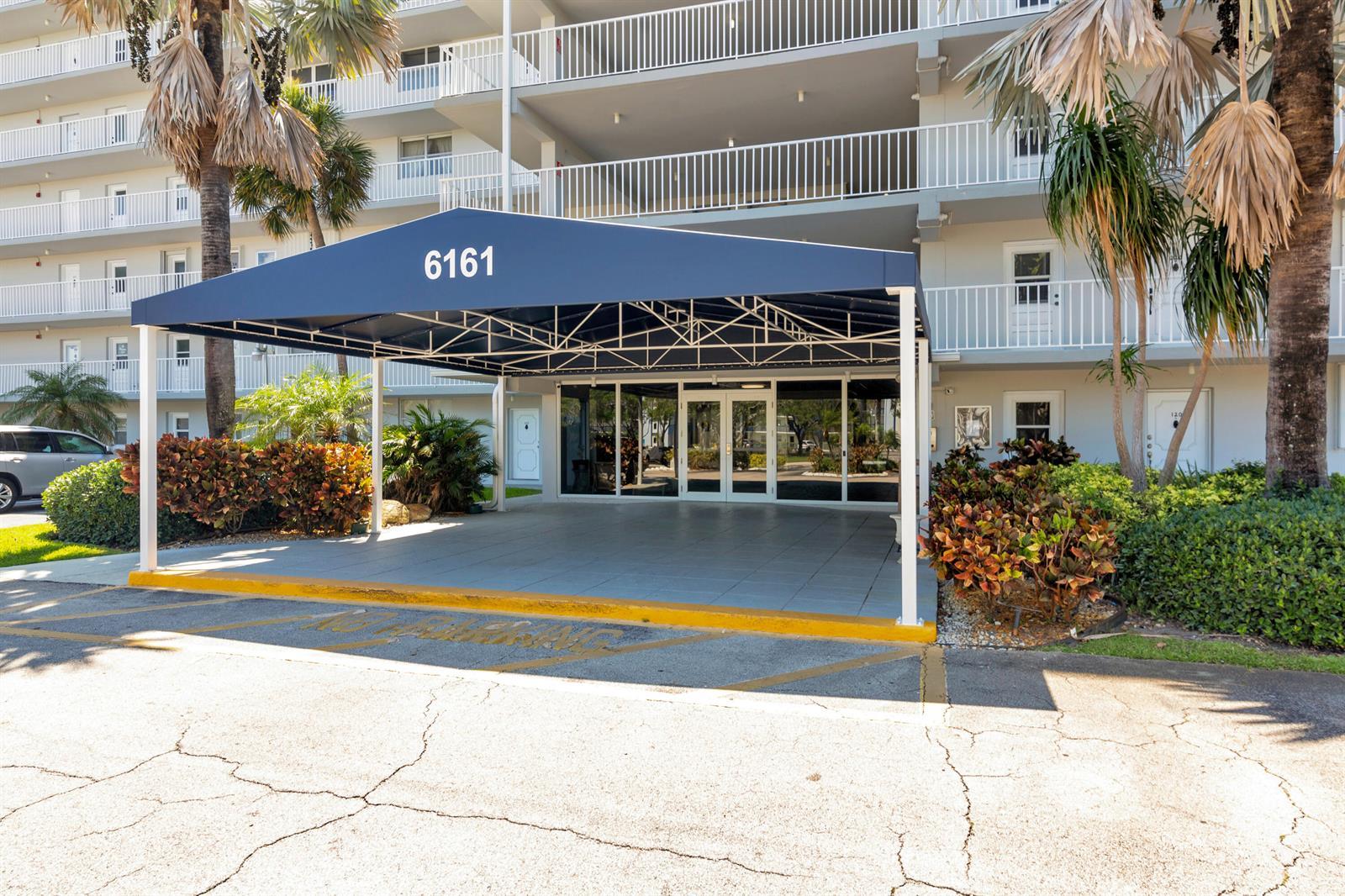 6161 NW 2nd Ave. # r, Boca Raton FL 33487