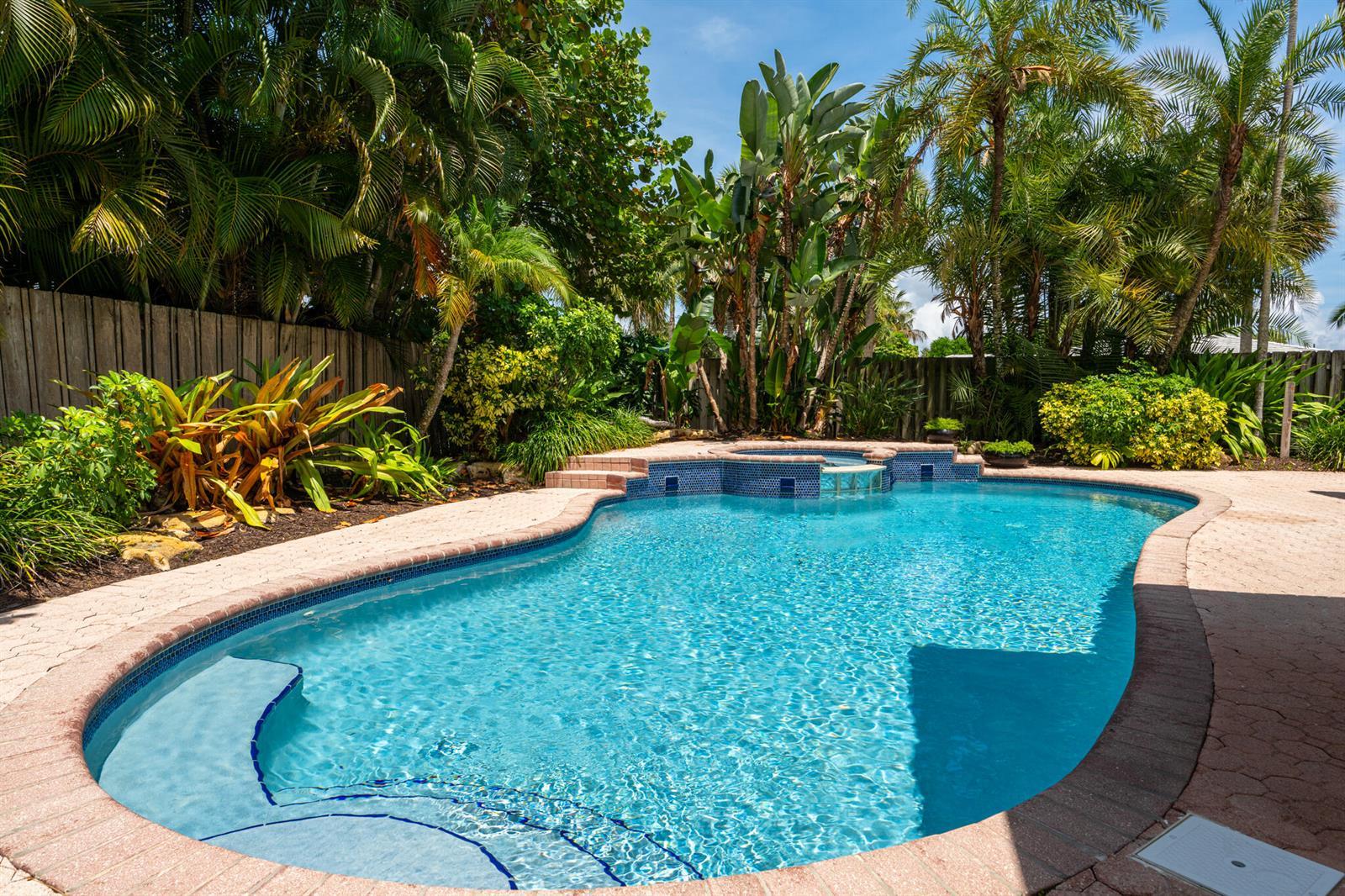 701 SW 5th Street, Boca Raton FL 33486 photo 4