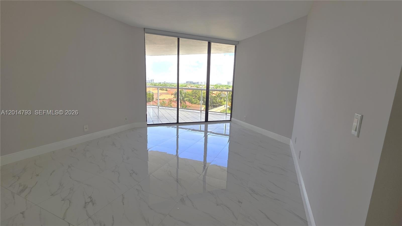 3610 Yacht Club Dr # 615, Aventura FL 33180 photo 2