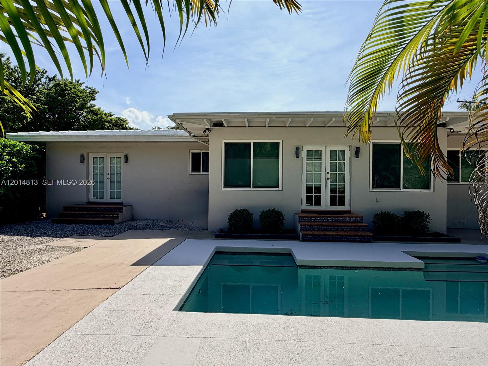 10025 NE 3rd Ave, Miami Shores FL 33138 photo 4