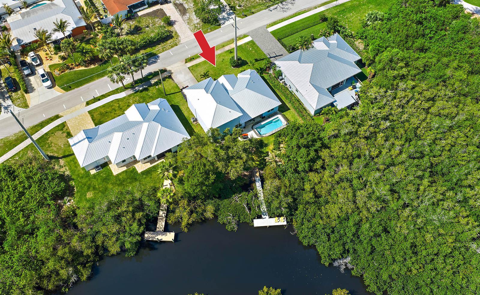 228 SW Indian Groves Drive, Stuart FL 34994