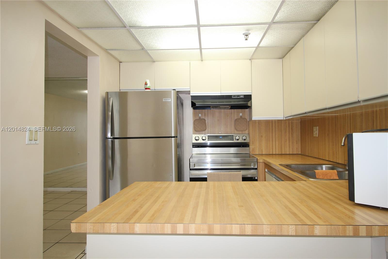 17890 W Dixie Hwy 519 Hwy # 519, North Miami Beach FL 33160 photo 4