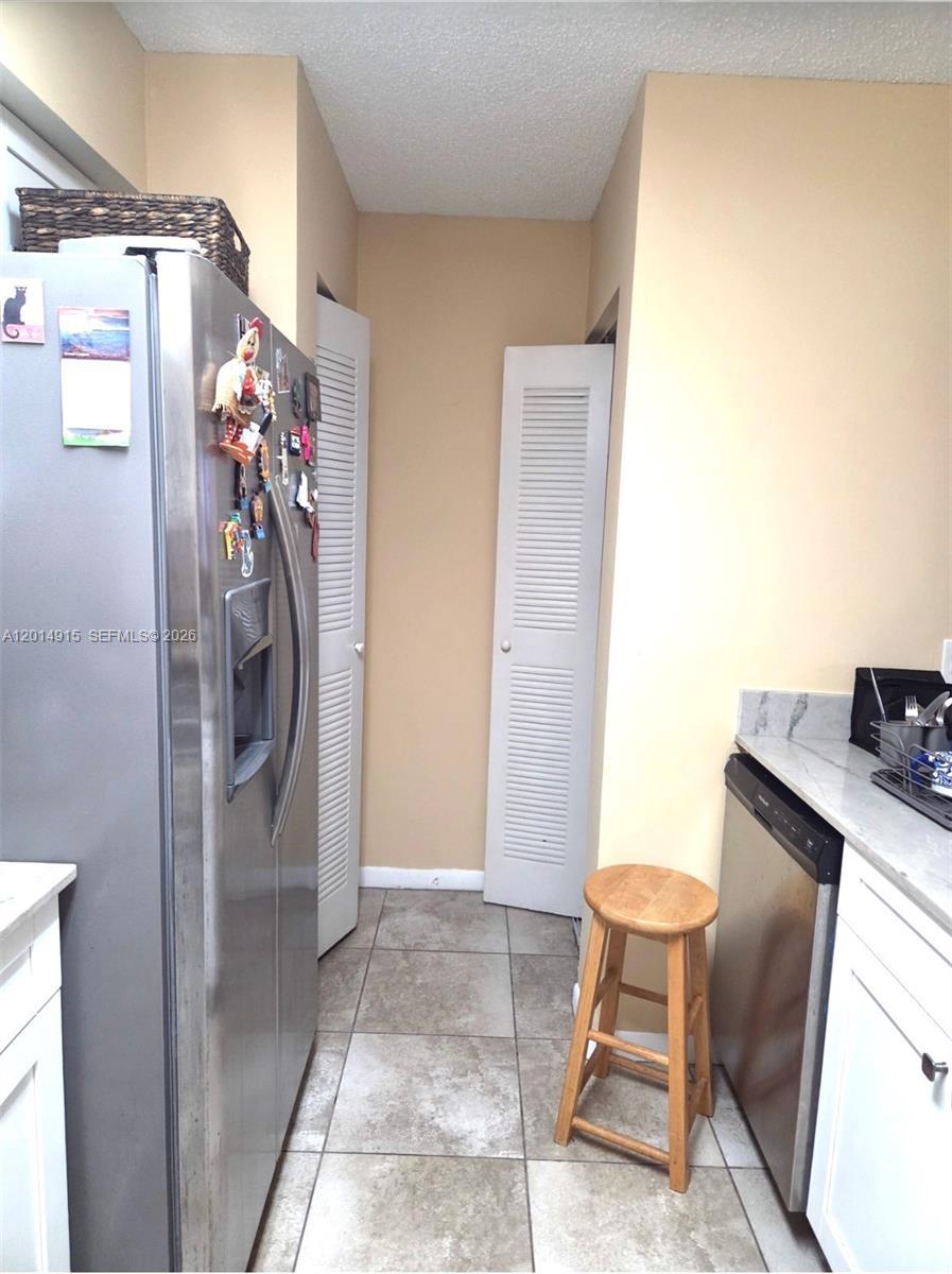 520 S Park Rd # 12, Hollywood FL 33021 photo 5