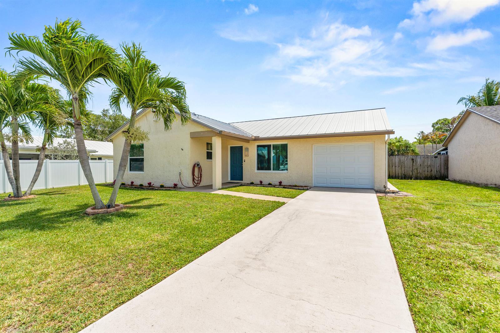105 Banyan Circle, Jupiter FL 33458 photo 3