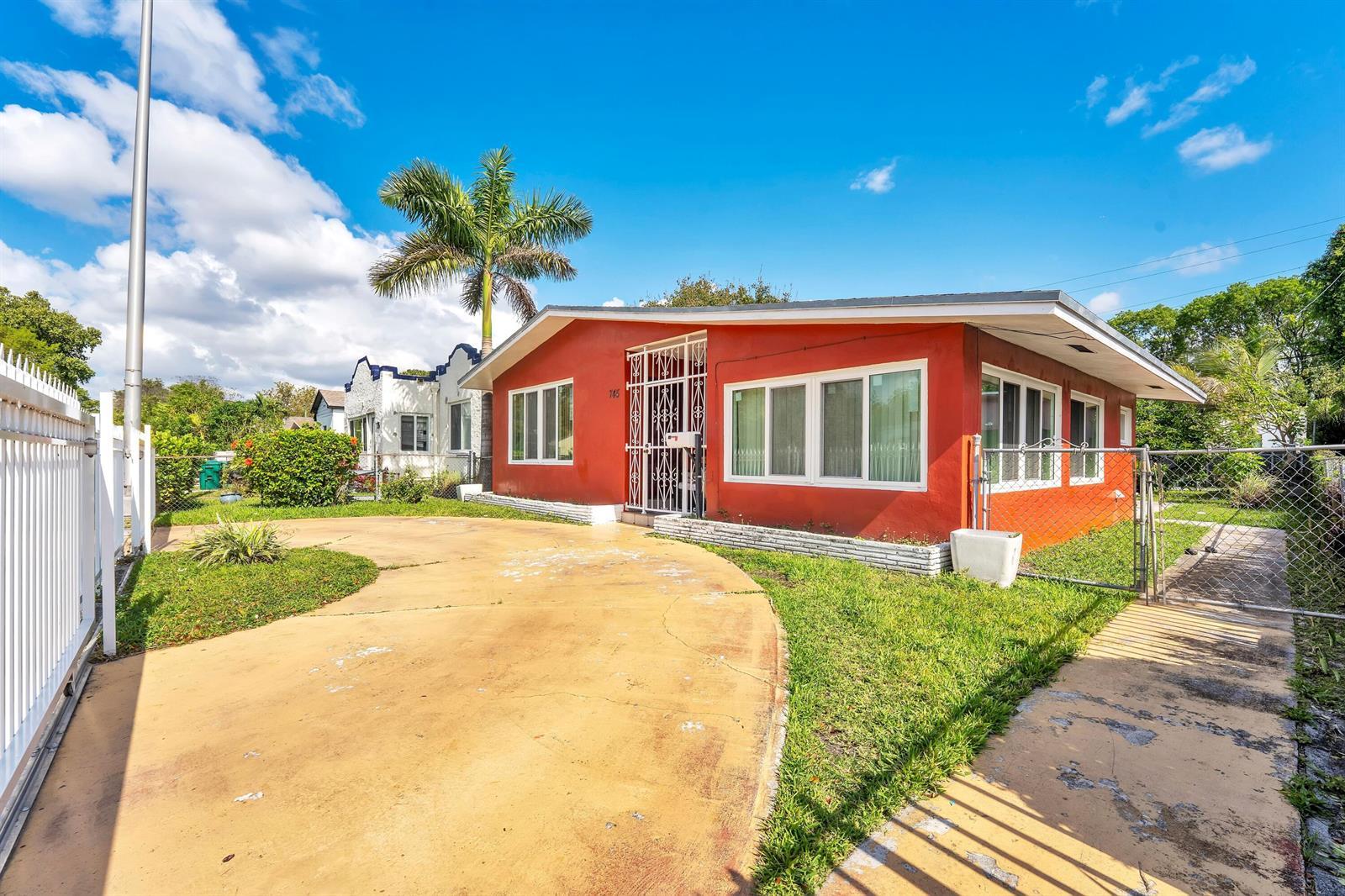 745 NW 46th Street, Miami FL 33127 photo 2