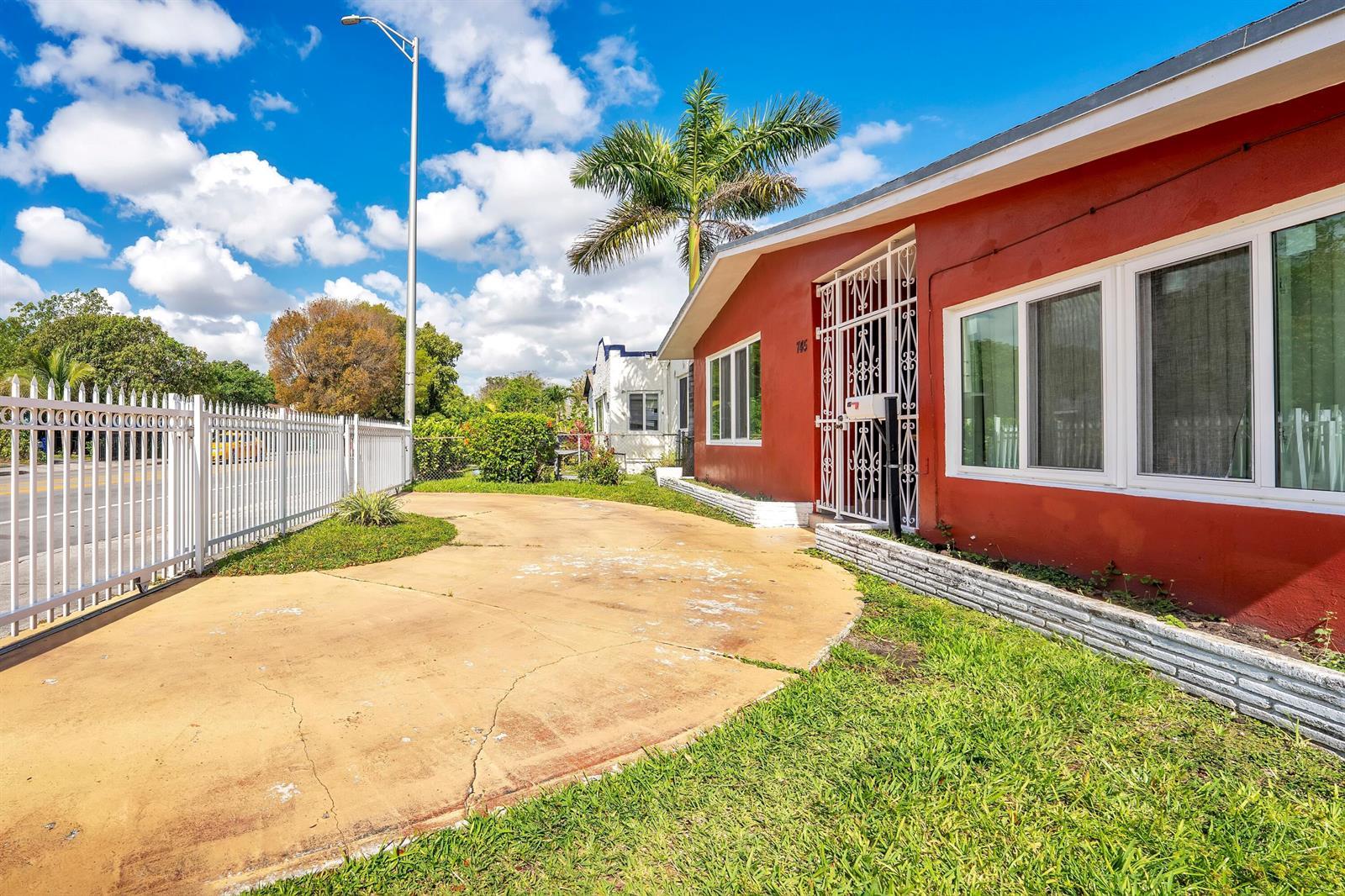 745 NW 46th Street, Miami FL 33127 photo 3