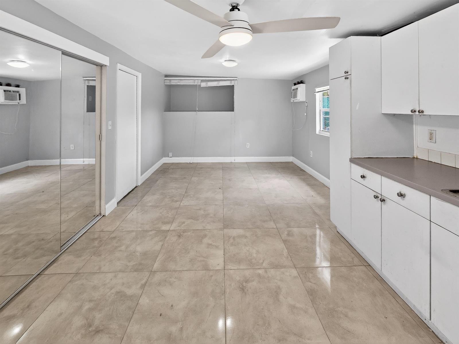 2438 NE 184th Street, North Miami Beach FL 33160 photo 4