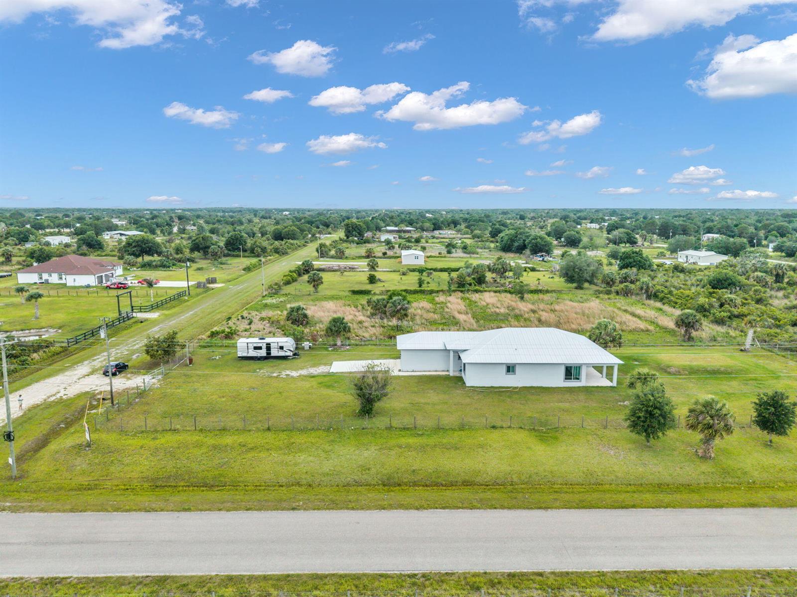 14411 NW 266th Street, Okeechobee FL 34972 photo 2