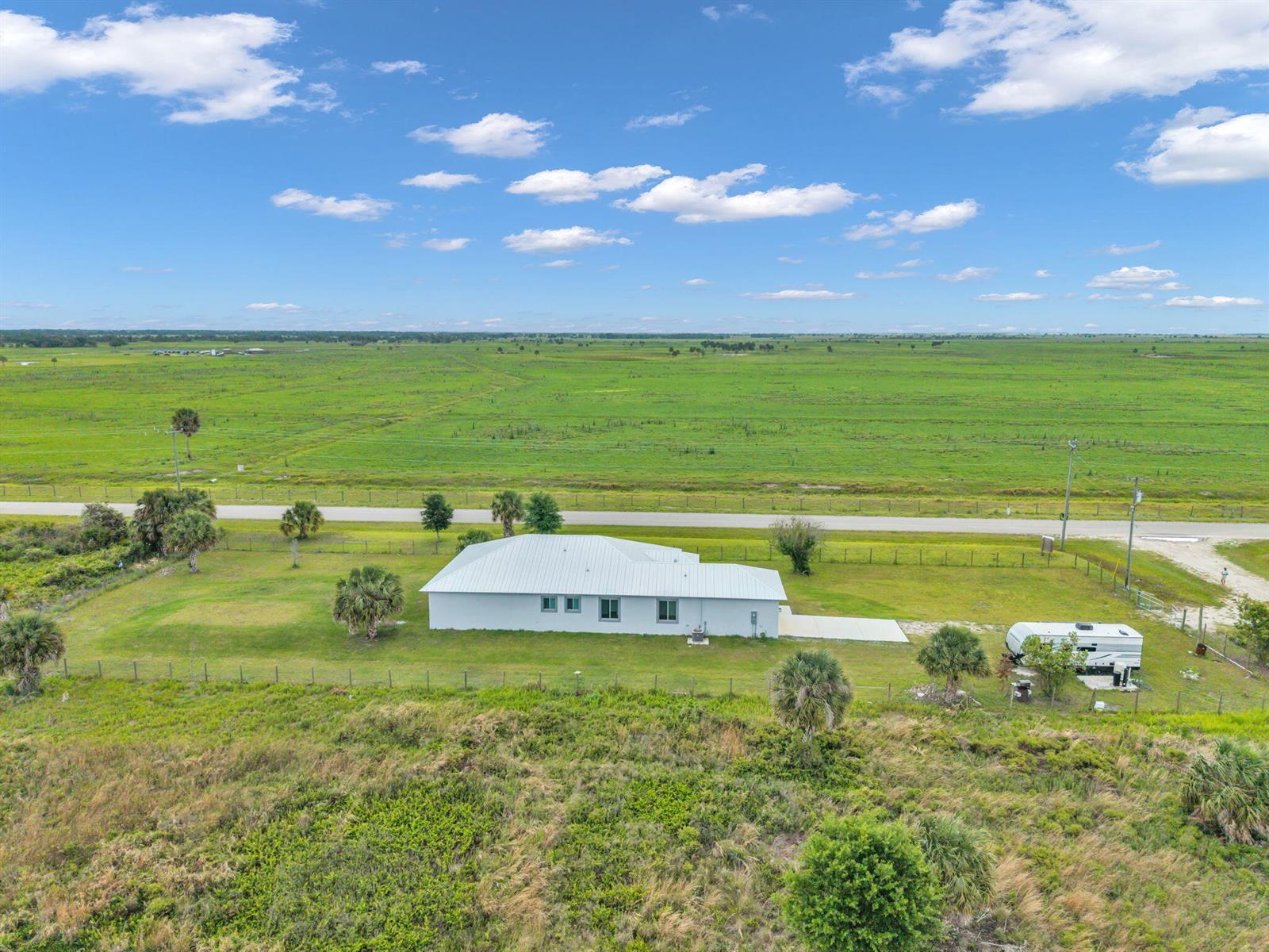 14411 NW 266th Street, Okeechobee FL 34972 photo 4