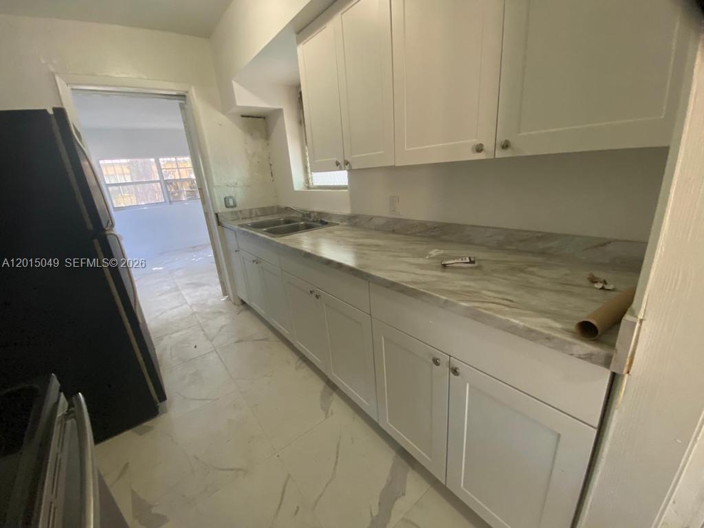 166 NW 68th Ter, Miami FL 33150 photo 3