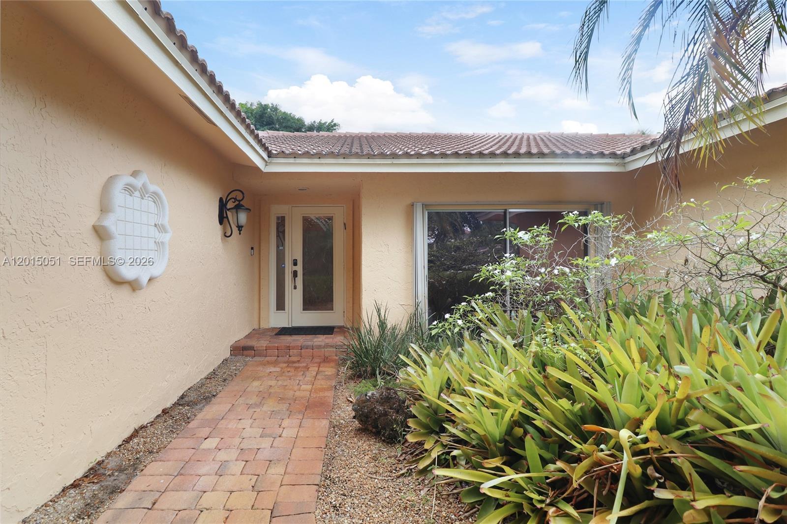 8504 NW 3rd St, Coral Springs FL 33071 photo 2