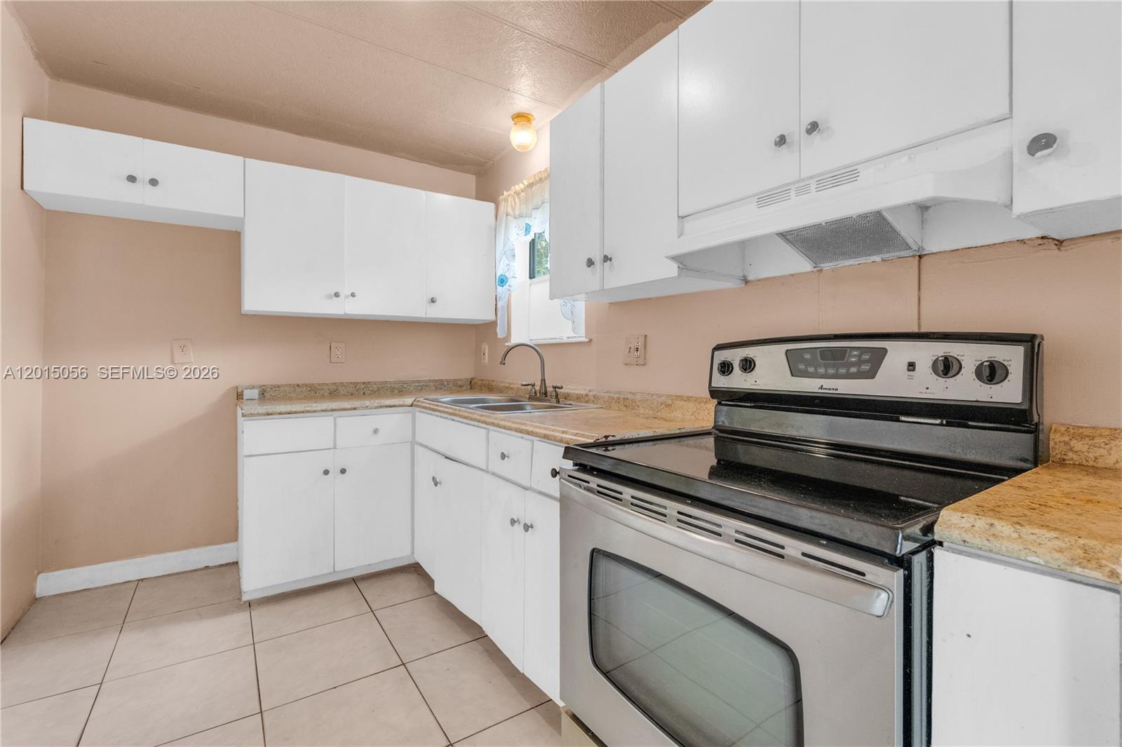 2005 NW 11th Ave, Fort Lauderdale FL 33311 photo 4