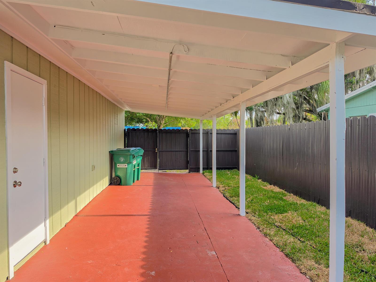 352 Johnston Street, Fort Pierce FL 34982 photo 5
