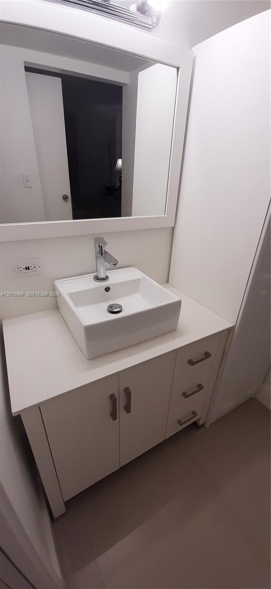 16909 N Bay Rd # 914, Sunny Isles Beach FL 33160 photo 4