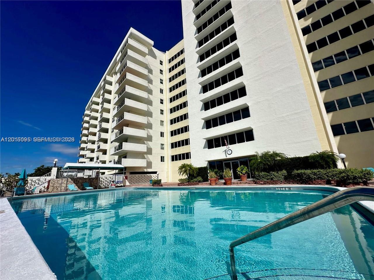 401 Golden Isles Dr # 314, Hallandale Beach FL 33009