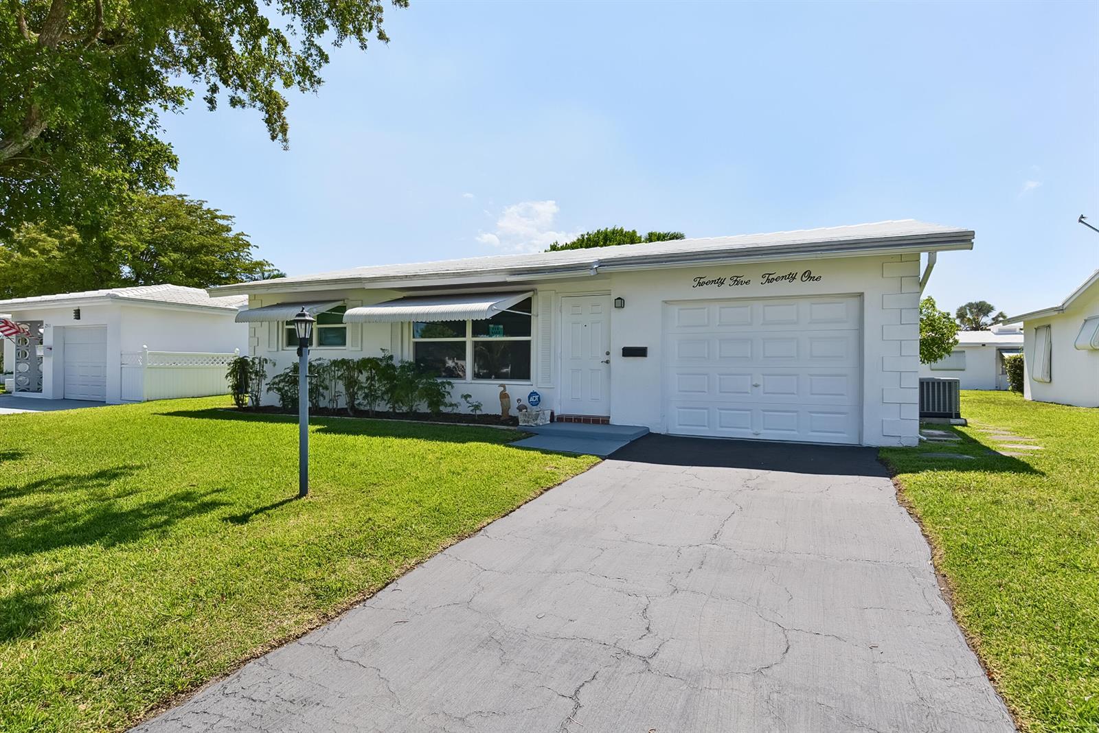 2521 N Cypress Road, Pompano Beach FL 33064 photo 2