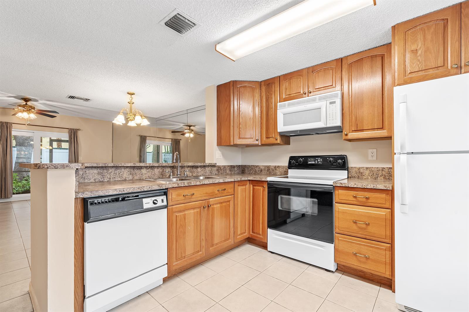 2519 NE 15th Street, Pompano Beach FL 33062 photo 5