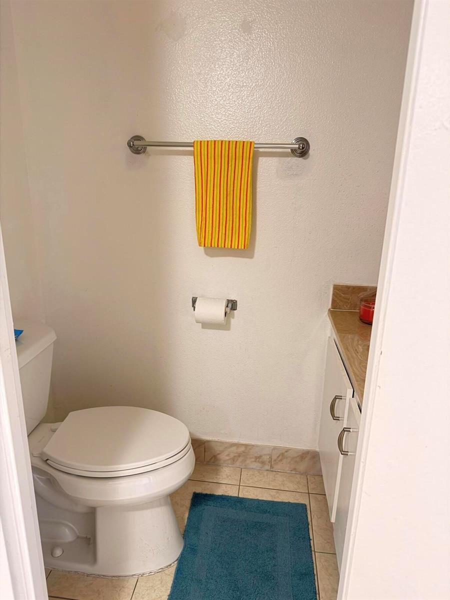 2800 Somerset Drive # 201j, Lauderdale Lakes FL 33311 photo 4