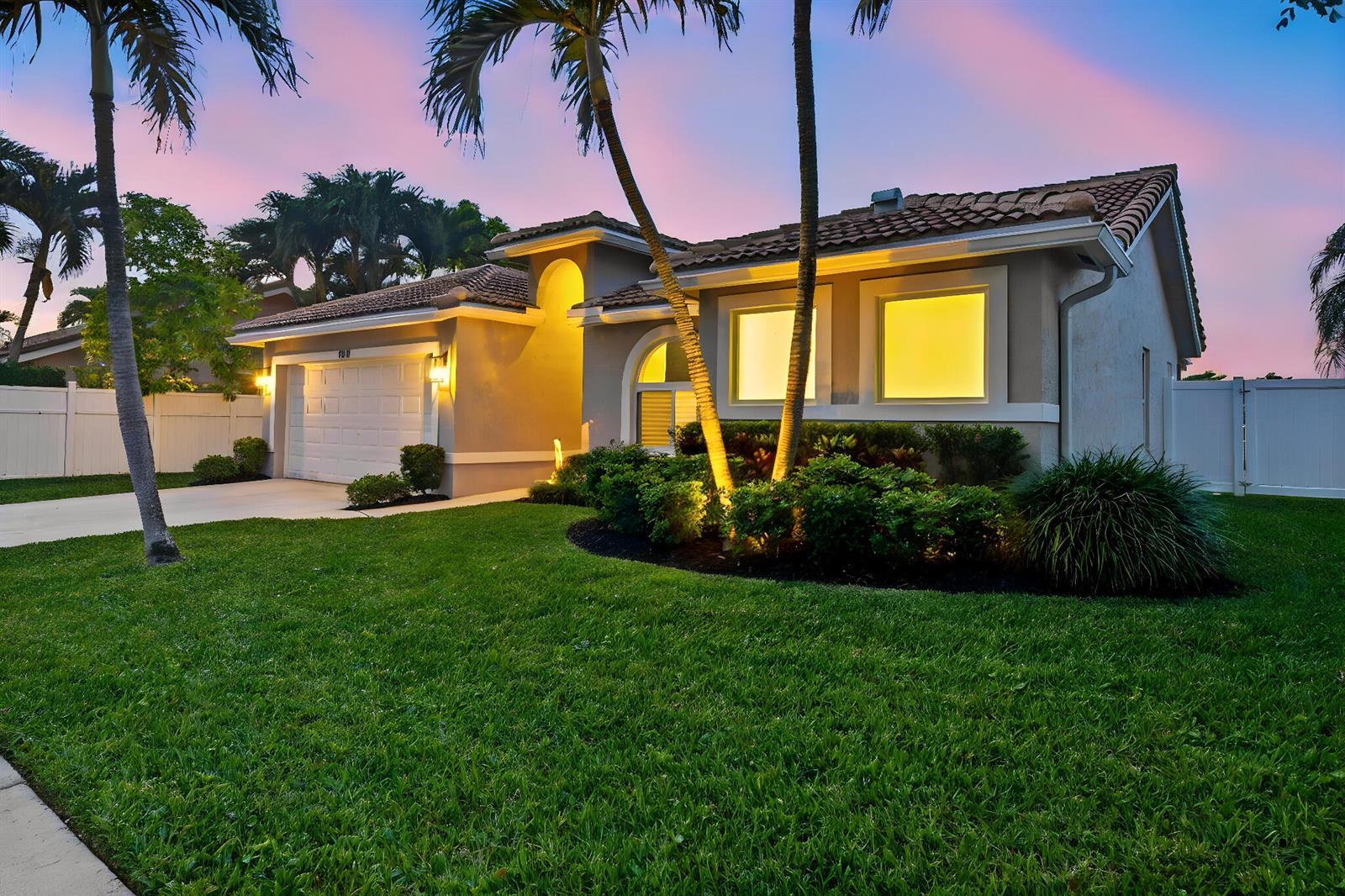1971 NW 44th Street, Oakland Park FL 33309