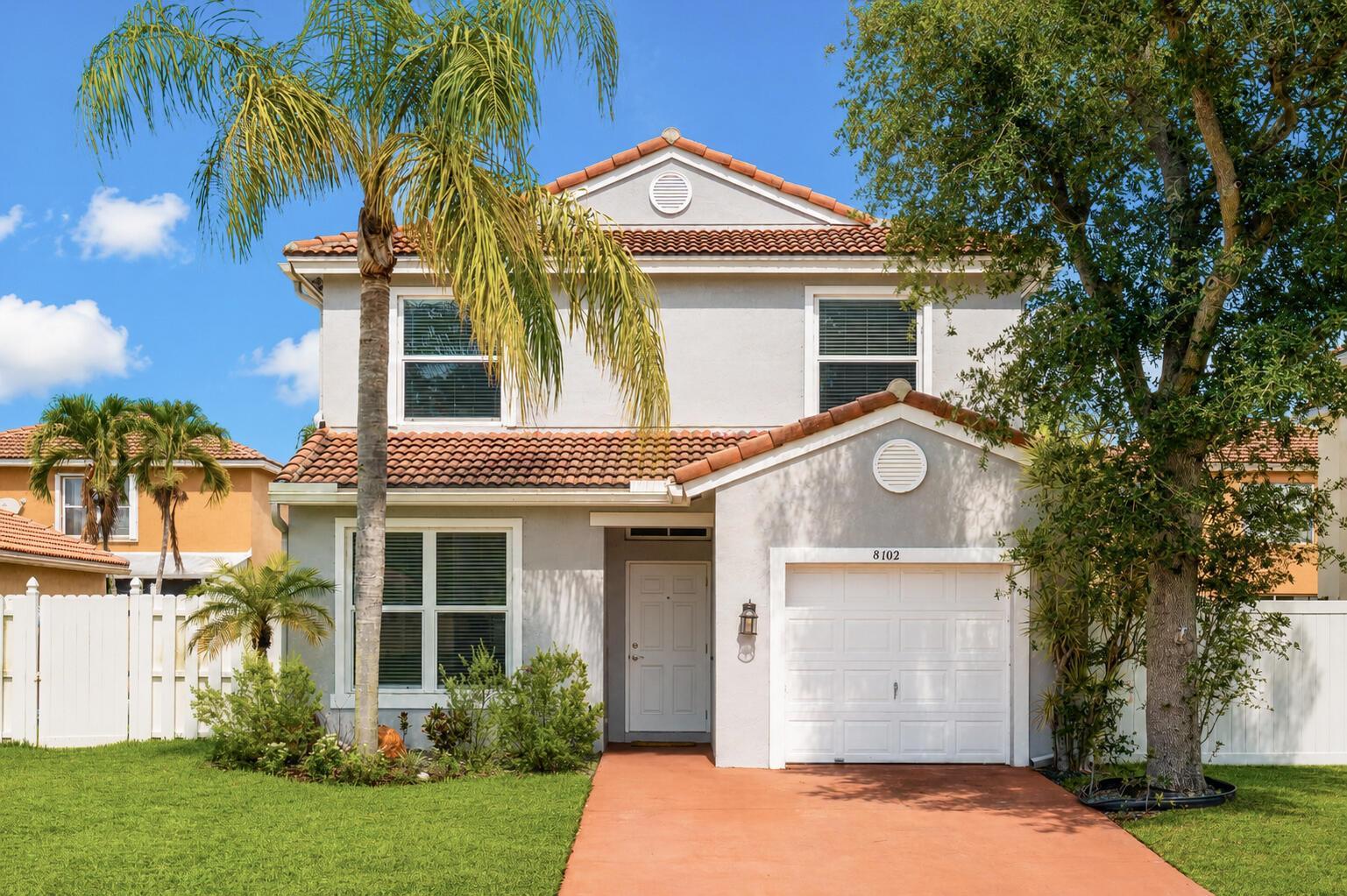 8102 Pelican Harbour Drive, Lake Worth FL 33467 photo 2