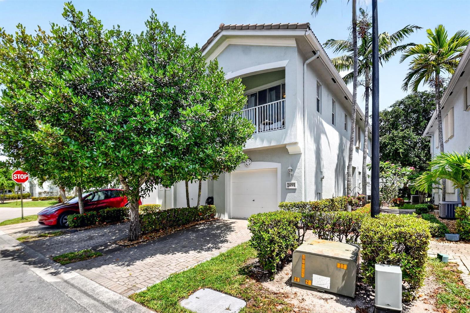 3271 Laurel Ridge Circle, Riviera Beach FL 33404