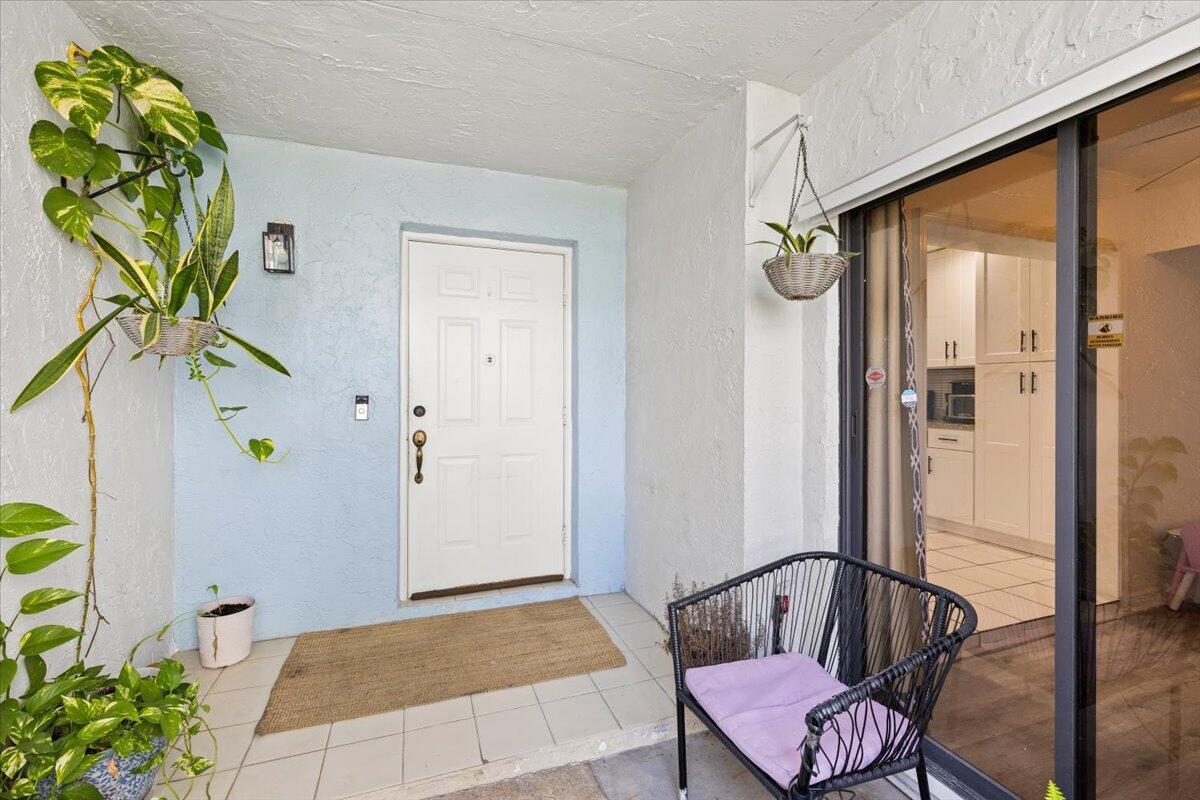 115 Fairway Lane, Royal Palm Beach FL 33411 photo 3
