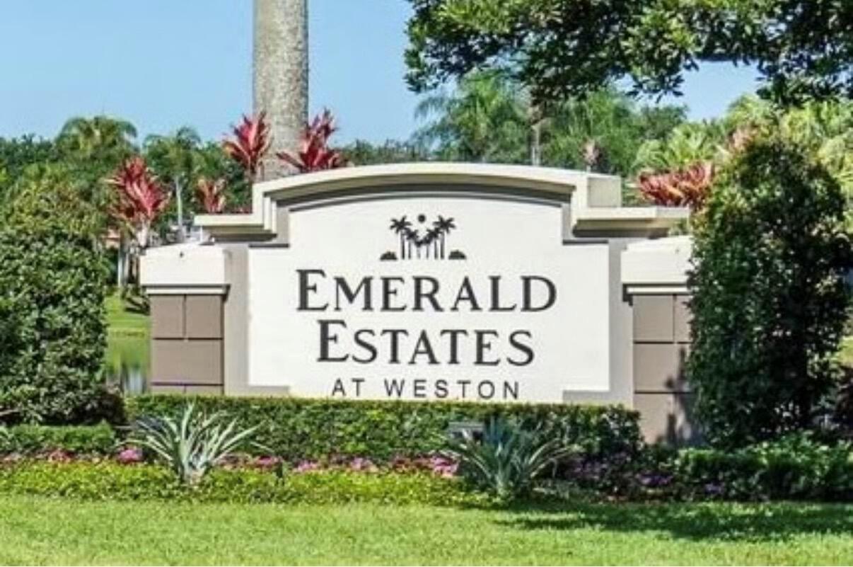 16525 Sapphire Street, Weston FL 33331 photo 3